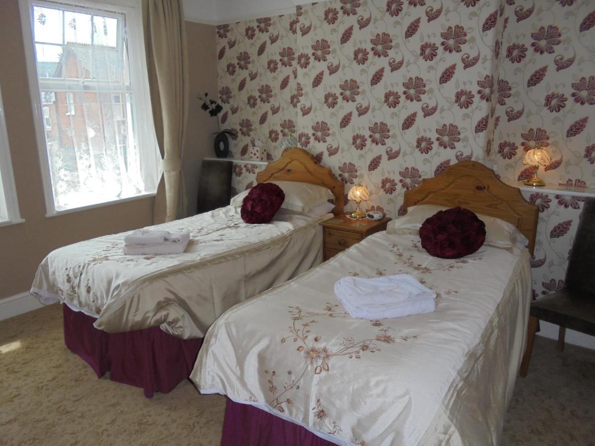 Sunfield B&B Minehead Esterno foto